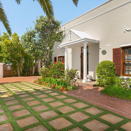 Meerendal Cottage-Affordable Luxury-Private Garden With Pool & Hot Tub Kapstaden Eksteriør billede