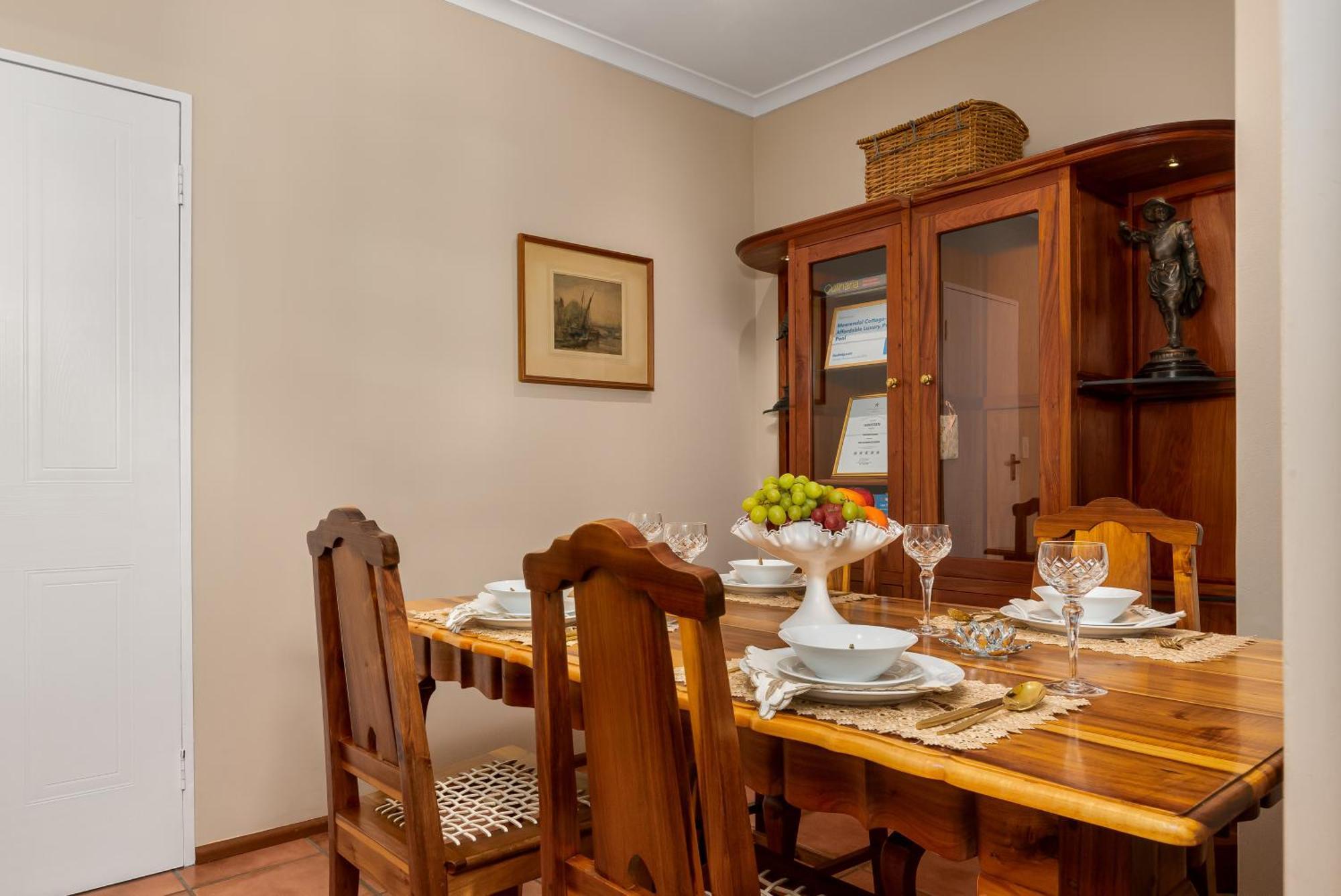 Meerendal Cottage-Affordable Luxury-Private Garden With Pool & Hot Tub Kapstaden Eksteriør billede
